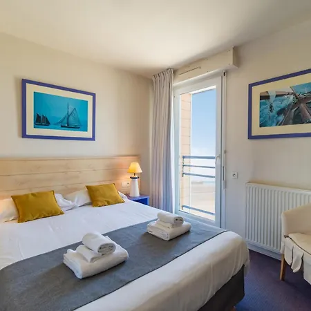 Mileade De La - Hotell